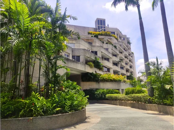 Alquilo Apartamento 80m2 Altamira 0606