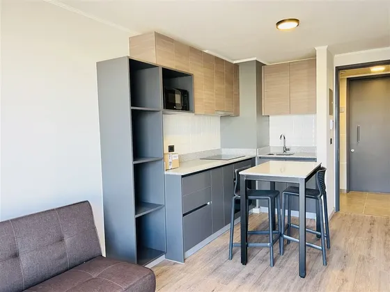 La Cisterna. Metro Lo Ovalle. Arriendo 1d1b