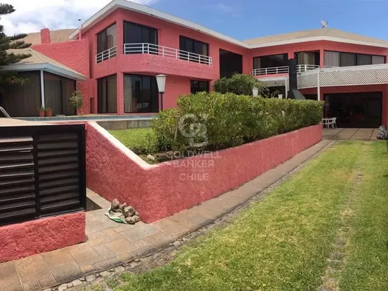 Hermosa Casa Jardines Del Sur