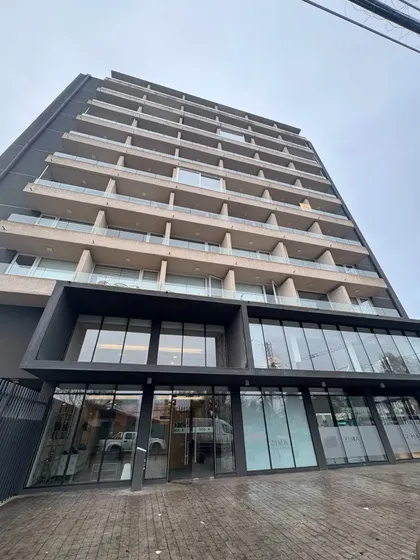 Se Arrienda Departamento En Av. Alemania - Edificio Dos K