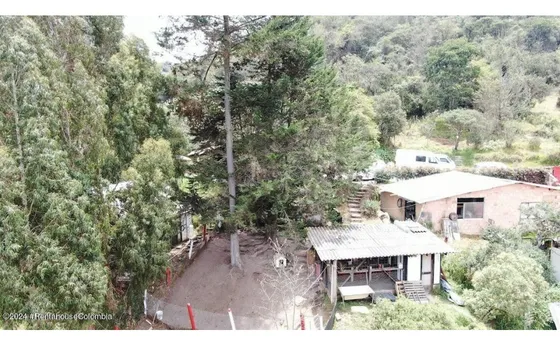 Lote En  Vereda Aurora(la Calera) Rah Co: 25-230