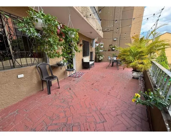 Apartamento En La América Para La Venta
