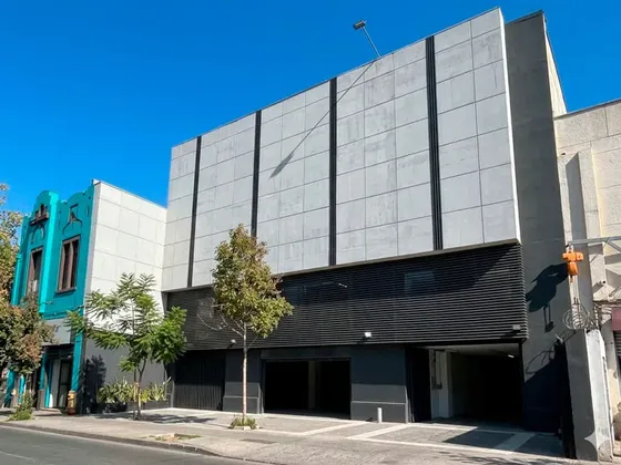(ofi) Edificio Comercial Y Logístico En Centro De Santiago