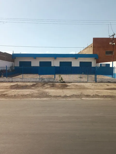 Atlantis Brsca Ofrece En Alquiler Local En El Core 8