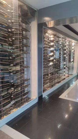 Las Mercedes Venta Fabuloso Local Comercia, Construcción De 2 Locales Con Entradas Independientes Cada Uno, O Pueden Volver A Unir, Excelente Ubicación 