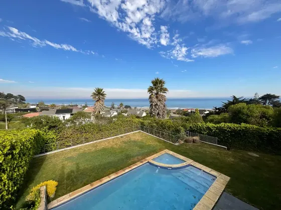 Gran Ocasion, Casa Con Vista Al Mar A Precio Rebajado.