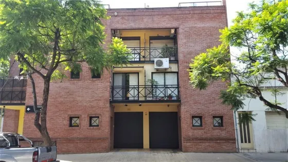 Casa En Venta - 3 Dormitorios 2 Baños - 162mts2 - Santa Rita