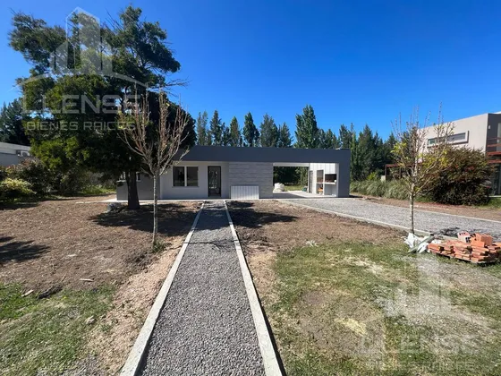 Casa 3amb A Estrenar - Tenis Lawn Club Verónica - 90 Km De La Ciudad De La Plata