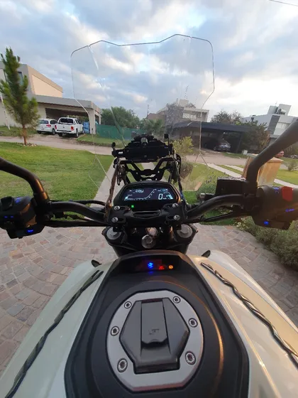 Dominar 400 1.0