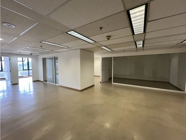 Se Alquilan Oficinas De 714 Mts En La Torre Polar En Plaza Venezuela 
