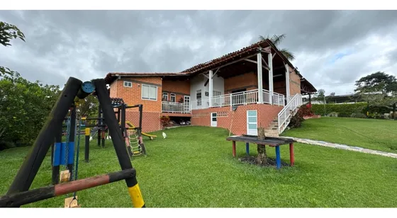 Se Vende Chalet En Condominio Via Alcala - Pereira