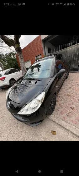 Peugeot 207 1.6 Xt