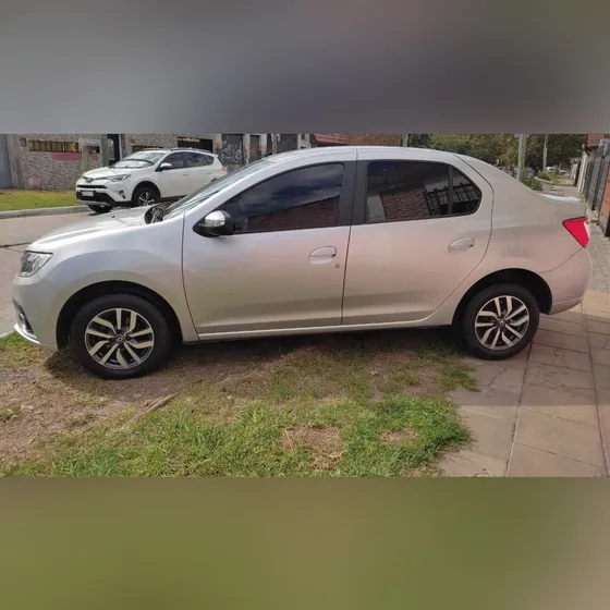 Renault Logan 1.6 16v Intense