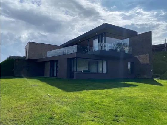 Casa Para Venta En Medellín Alto De Palmas 