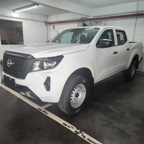 Nissan Frontier 2.3t S 4x4 Mt L22
