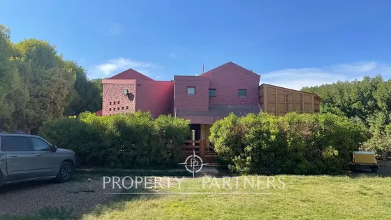 Se Vende Hermosa Casa De 223 M2 Construidos, Empla...
