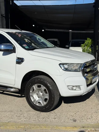 Ford Ranger 3.2 Cd 4x4 Xlt Tdci 200cv
