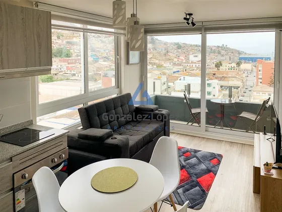 Arriendo Centro De Coquimbo: Depto Amoblado Con Vista Al Mar