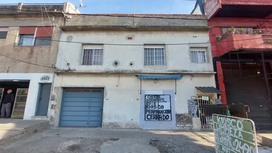 2 Casas En Monte Chingolo Venta
