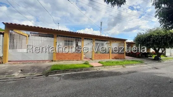 Rosa Rodríguez Vende Casa En La Morenera, Cabudare 25-13181