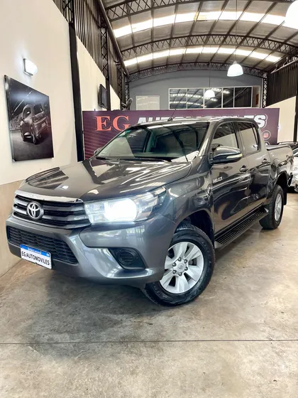 Toyota Hilux Pick-up 2.8 Cd Sr 177cv 4x4