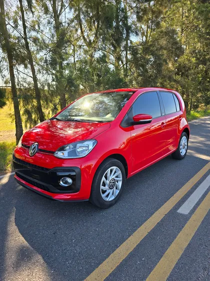 Volkswagen Up! 1.0 T High 101cv