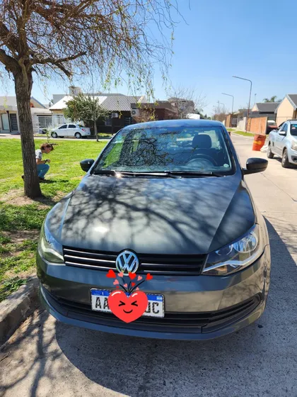 Volkswagen Voyage 1.6 Trenline 101cv