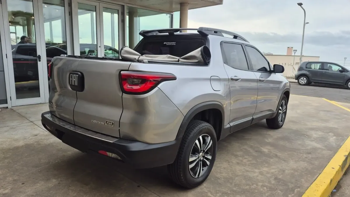 Fiat Toro FREEDOM 2.0543561769613404161