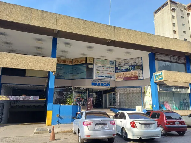 Local En Alquiler Maracay Centro 25-17868 Yb