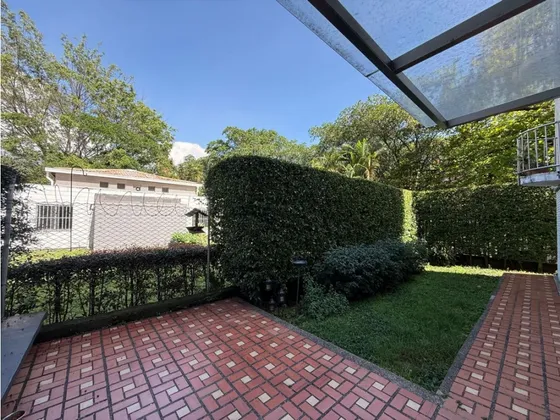 Venta De Casa Apartamento Parte Plana Poblado