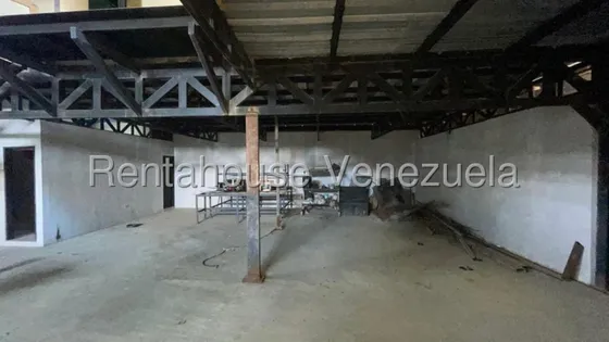 Milagros Inmuebles Edificio Venta Barquisimeto Lara Zona Centro Economica Residencial Economico Comercial Código Inmobiliaria Rent-a-house  25-10501