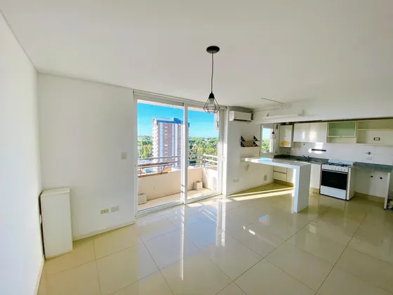 Departamento Con Cochera - Beccar Av Centenario  Al 2000 - Venta