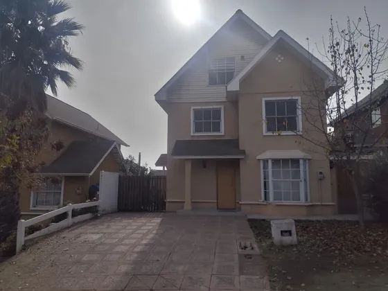 Casa En Arriendo Con Compromiso De Compra