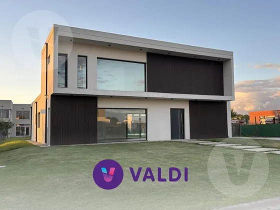 Casa En Venta - Barrio La Alameda, Canning