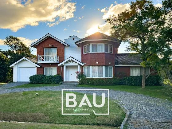 Casa Chalet  En Venta En San Diego, Francisco Álvarez, Moreno