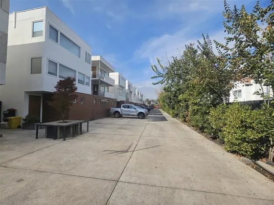 Casa En Venta De 4 Dorm. En Las Condes