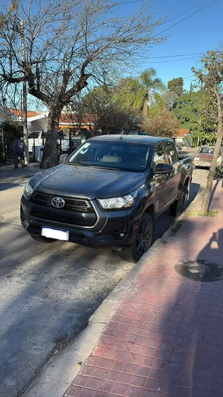 Toyota Hilux Pick-up 2.4 Cd 150cv 4x2