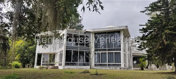 Casa En Venta Los Picachos 03/06 Jg 