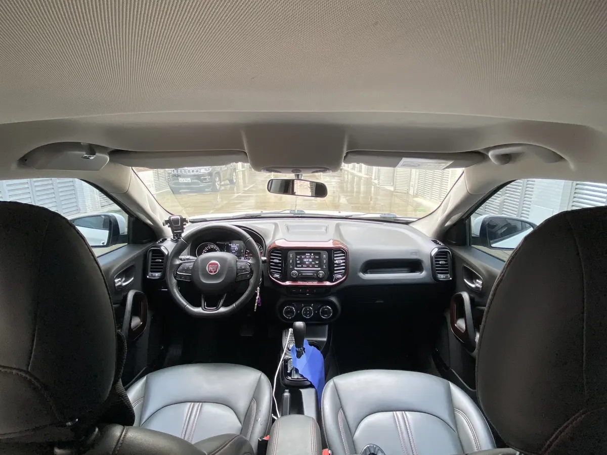 Fiat Toro 2019 1.8 16v Freedom Flex 4x2 Aut. 4p — foto 6