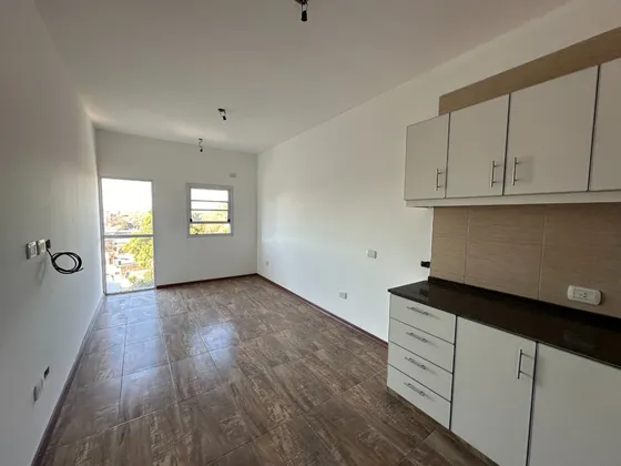 En Venta Departamento Monoambiente En El Centro De Jose C Paz - Escritura Inmediata