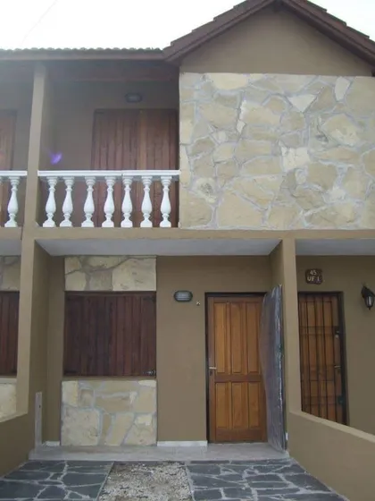 Triplex Casa Mar Del Tuyu A Metros Del Mar 