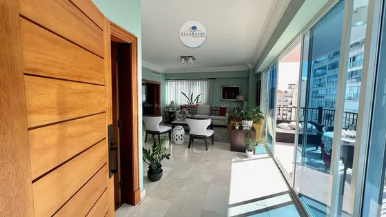 En Serralles Encanto Irresistible Con Este Apartamento Clásico En Torre Familiar