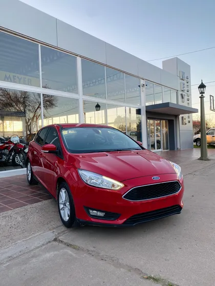 Ford Focus Iii 1.6 Sedan S