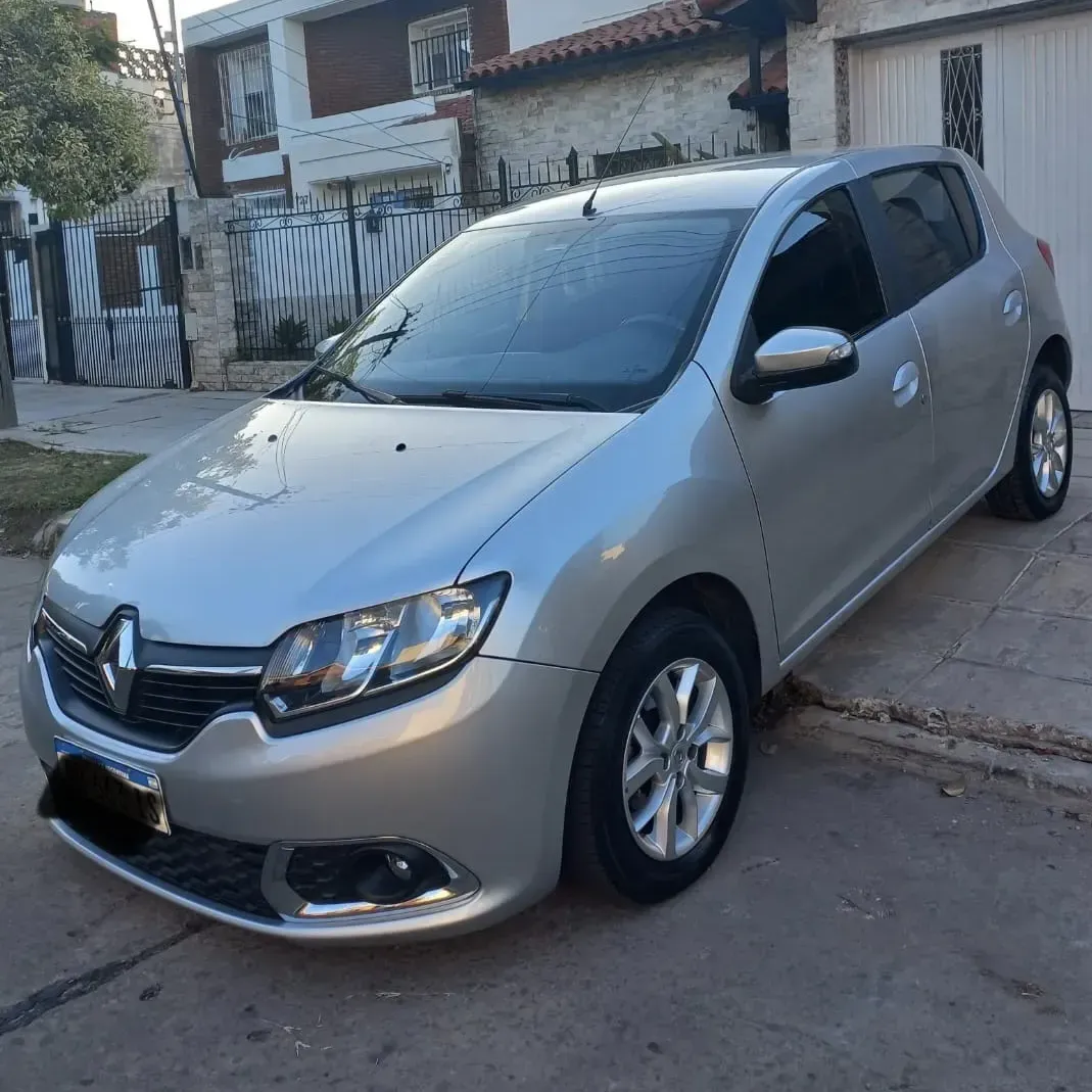 Renault Sandero 1.6 Privilege 105cv