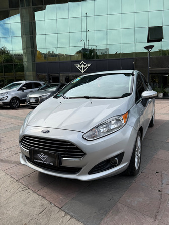 Ford Fiesta Kinetic 1.6 Sedan Titanium 120cv Ford Fiesta Kinetic 1.6 Sedan Titanium 120cv