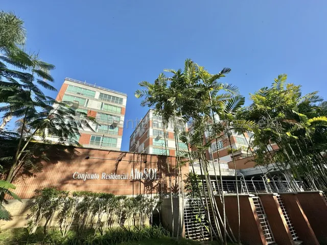 Ip Vendo Apartamento En Villa Nueva Hatillo 24-18188