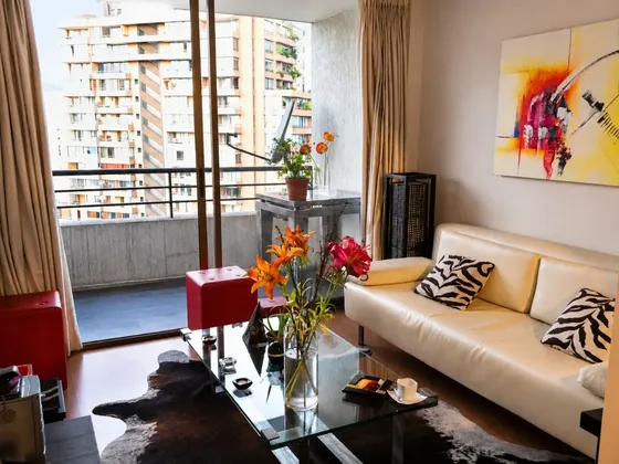 Amplio Departamento En Arriendo  Metro Manquehue / Apoquind