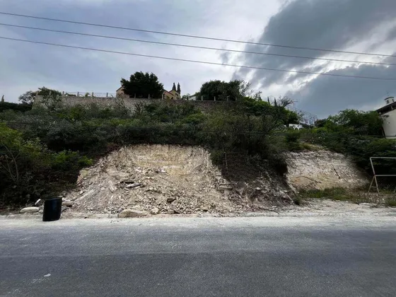 Terreno En Venta En Cumbres 2 Sector