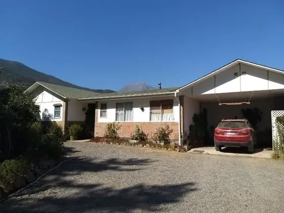 Casa En Venta En Olmué