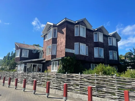 Oportunidad ! Casa En Primera Línea De Chonchi Vista Al Mar